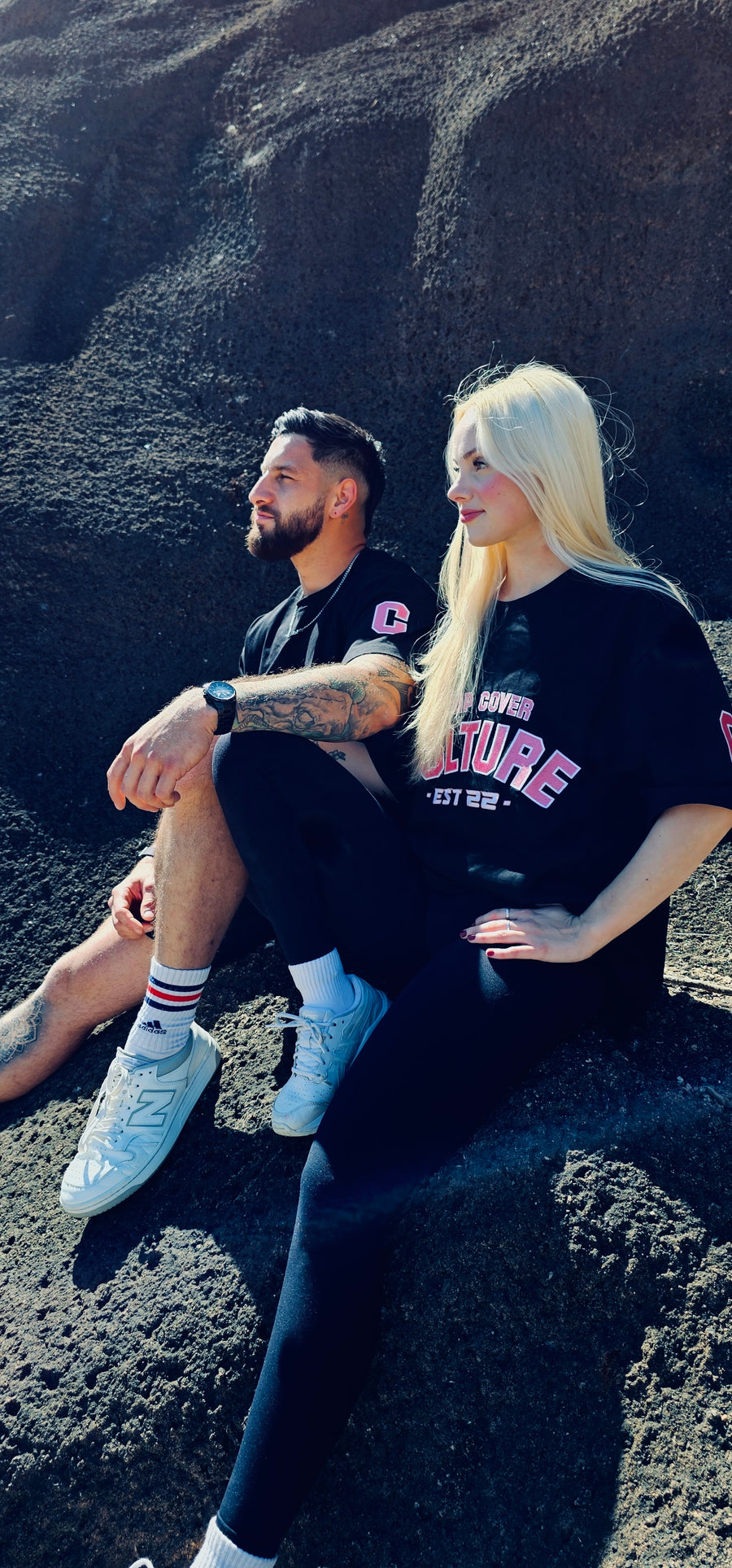 UNISEX OVERSIZED PUMP COVER T-SHIRT